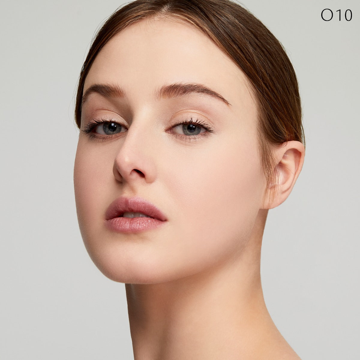 Radiant Fluid Foundation Natural Broad Spectrum SPF 25 Sunscreen