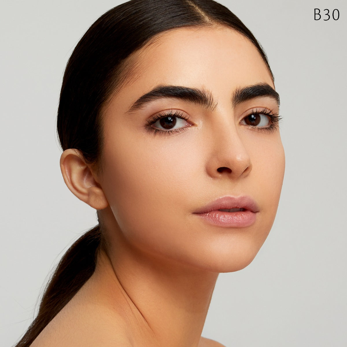 Radiant Fluid Foundation Natural Broad Spectrum SPF 25 Sunscreen