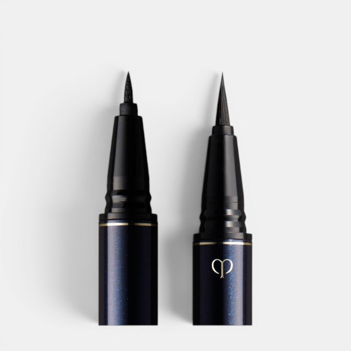 Intensifying Liquid Eyeliner 1