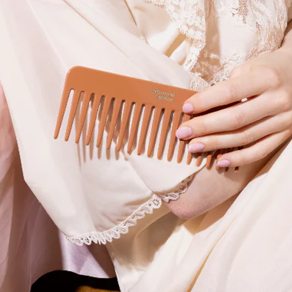 The Detangling Comb- Terracotta