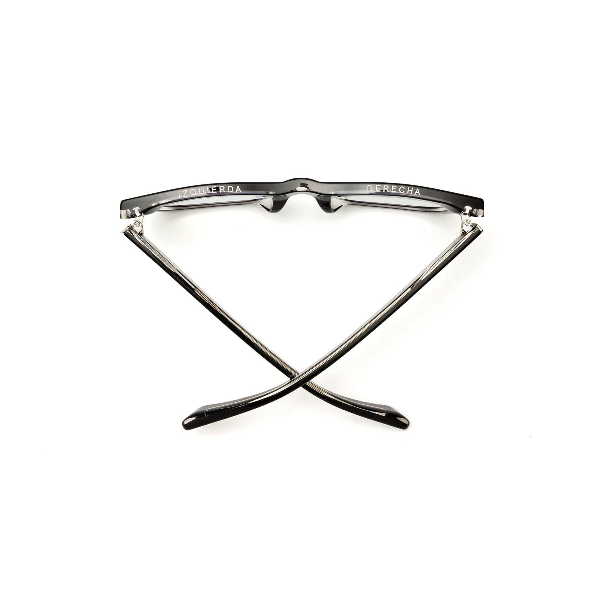 D28 Eye Appliance Gloss Black & Vodka