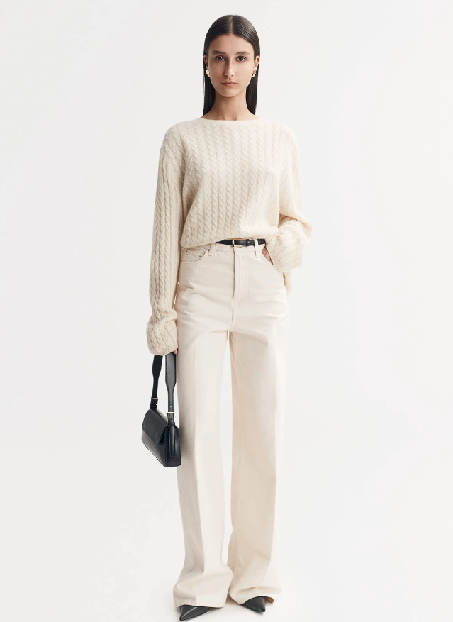 Oversize Cable Feather White