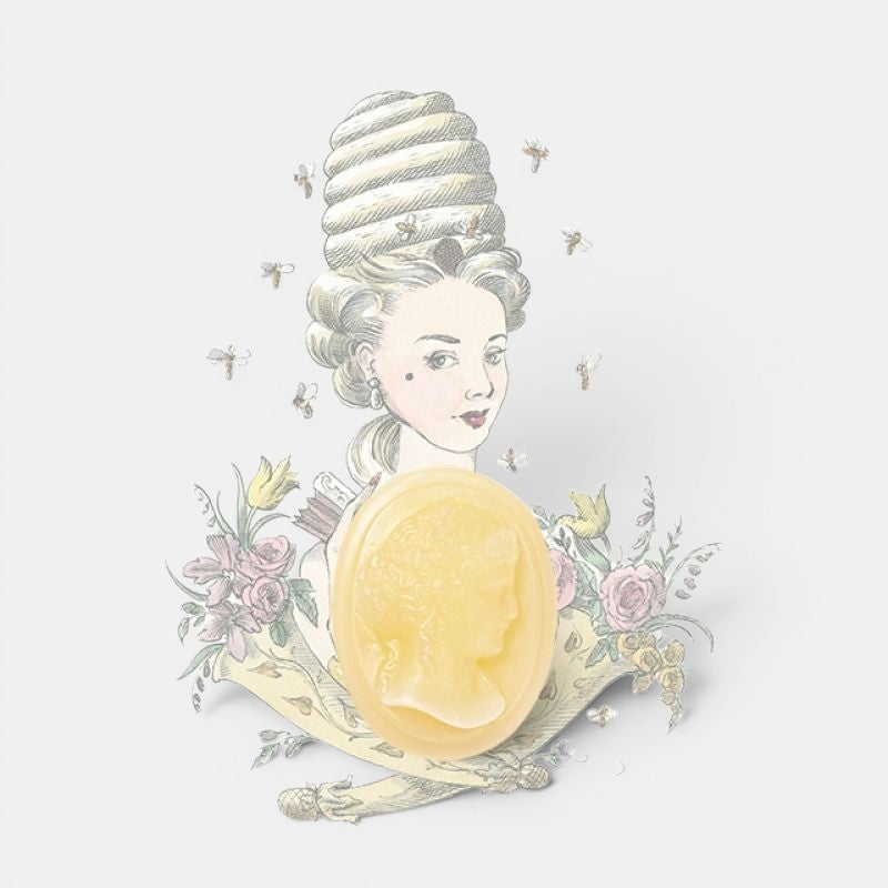 Cire Cameo