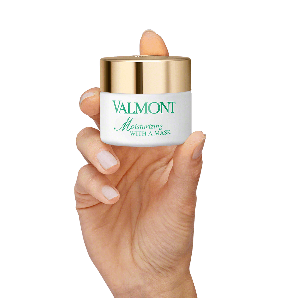 Moisturizing with a Mask