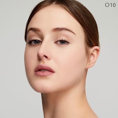 Radiant Fluid Foundation Natural Broad Spectrum SPF 25 Sunscreen