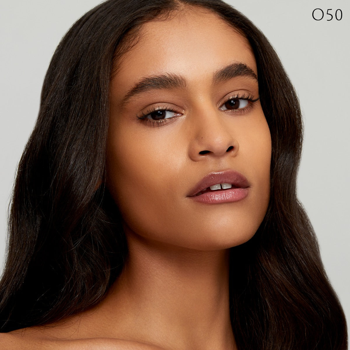 Radiant Fluid Foundation Natural Broad Spectrum SPF 25 Sunscreen