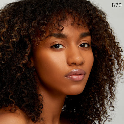 Radiant Fluid Foundation Natural Broad Spectrum SPF 25 Sunscreen