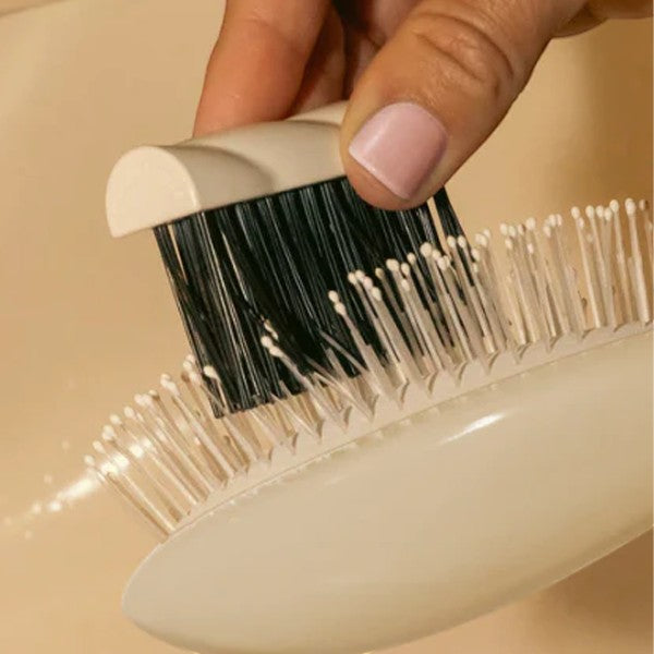 Cair The Cleaning Tool - Creamy White