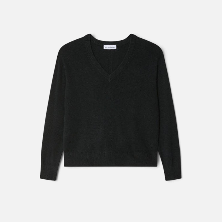 Shop Rescue Spa black 100% cashmere V-neck sweater with ribbed trim and relaxed fit