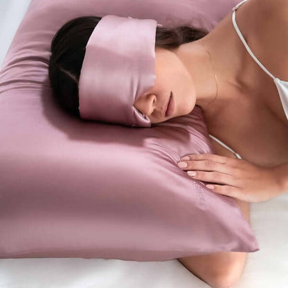 Damask Rose Queen-Sized Silk Pillowcase