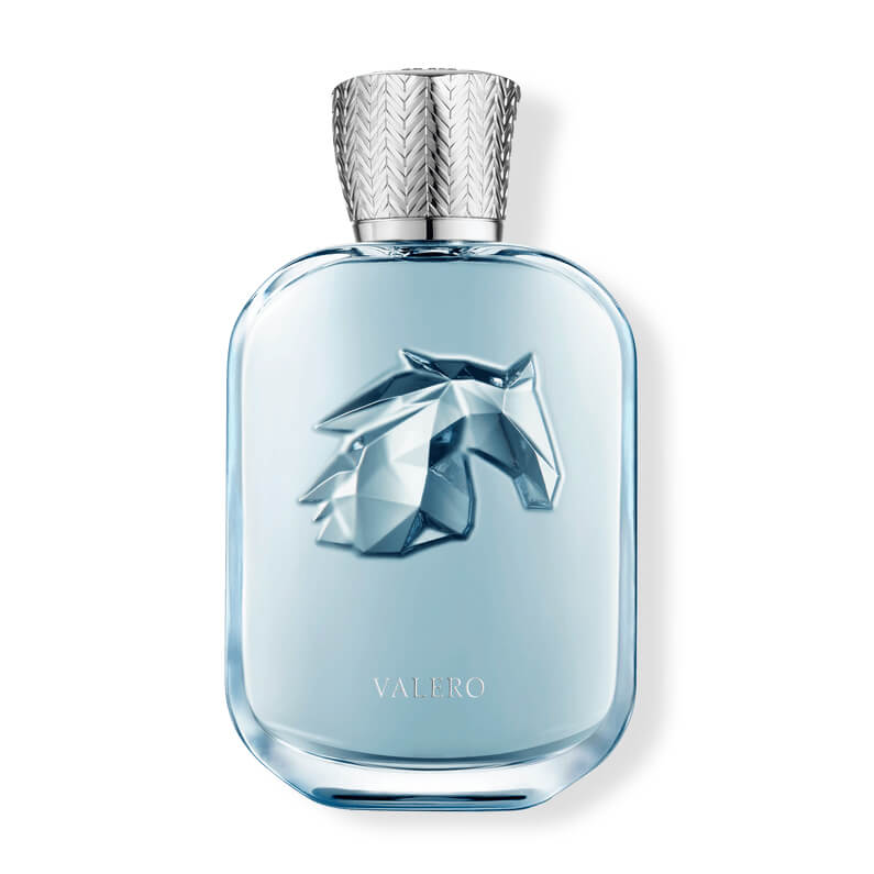 Valero extrait de parfum positioned upright, unboxed, with a white background. A sophisticated woody scent.
