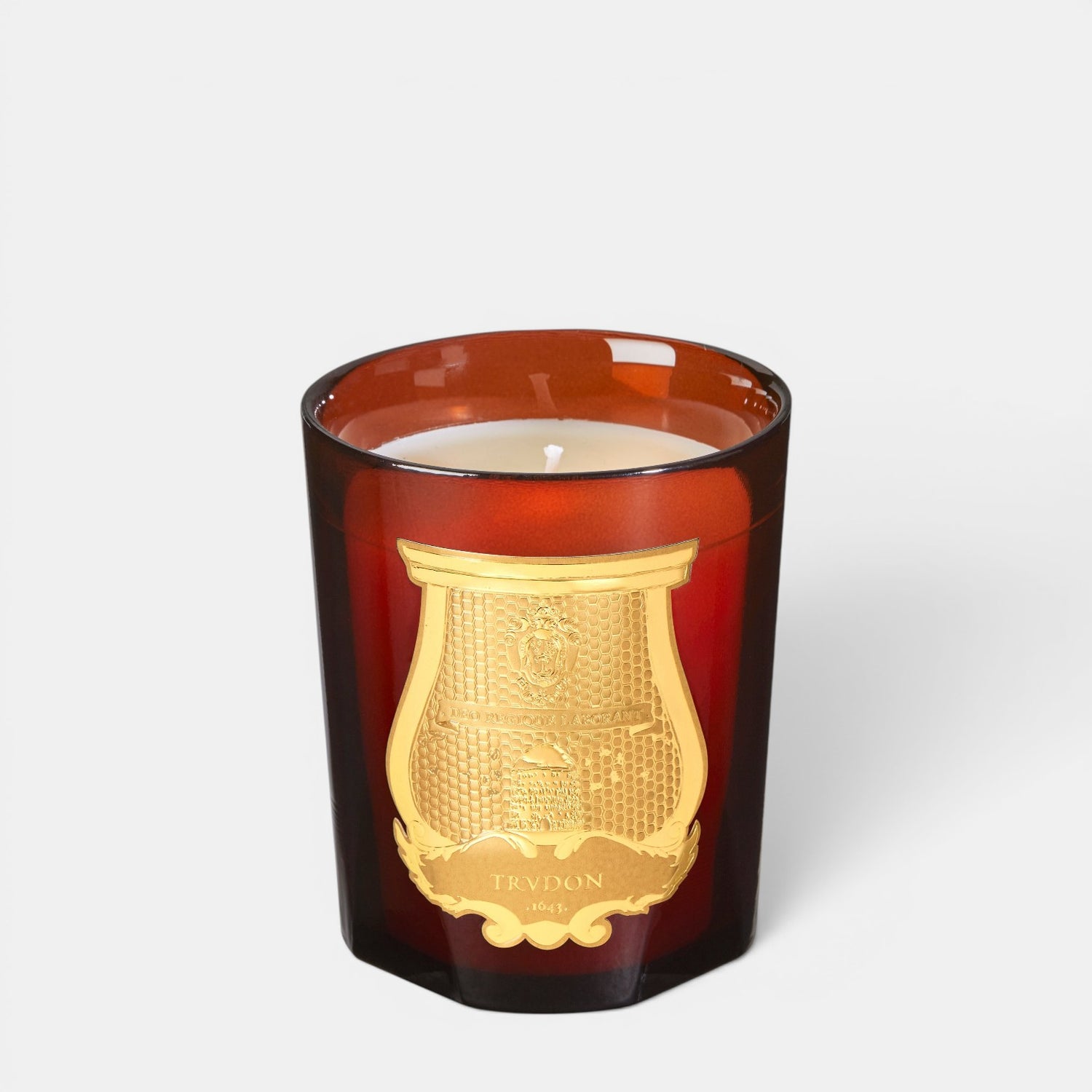 Cire Classic Candle