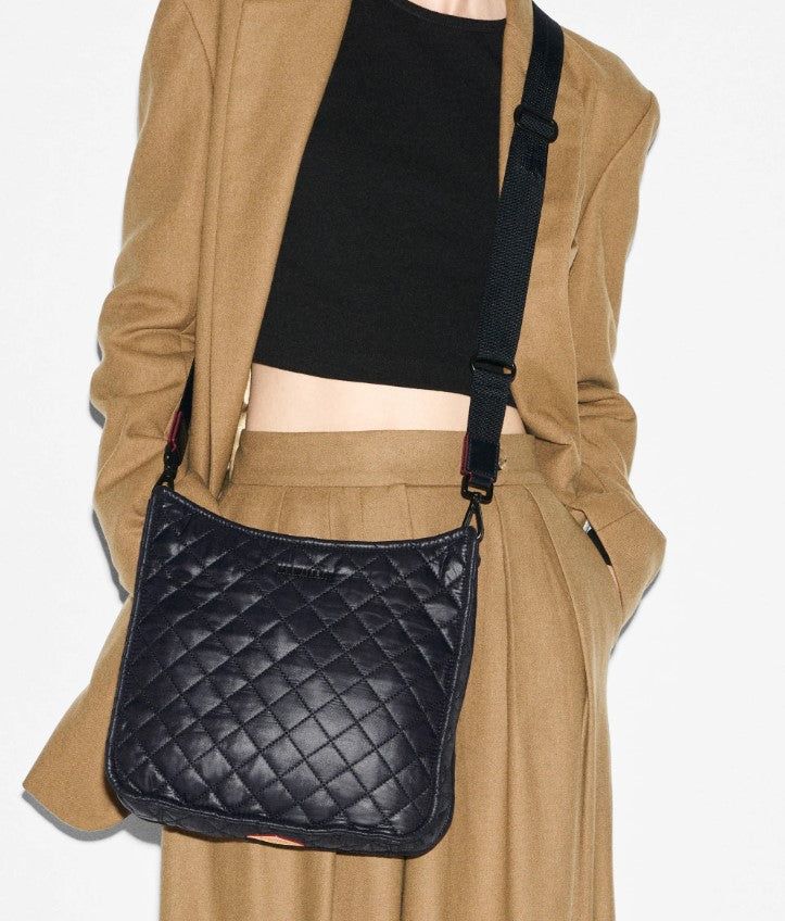 Box Metro Crossbody - Black