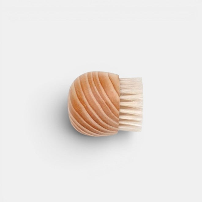 Cedar 2" Hand-Held Complexion Brush