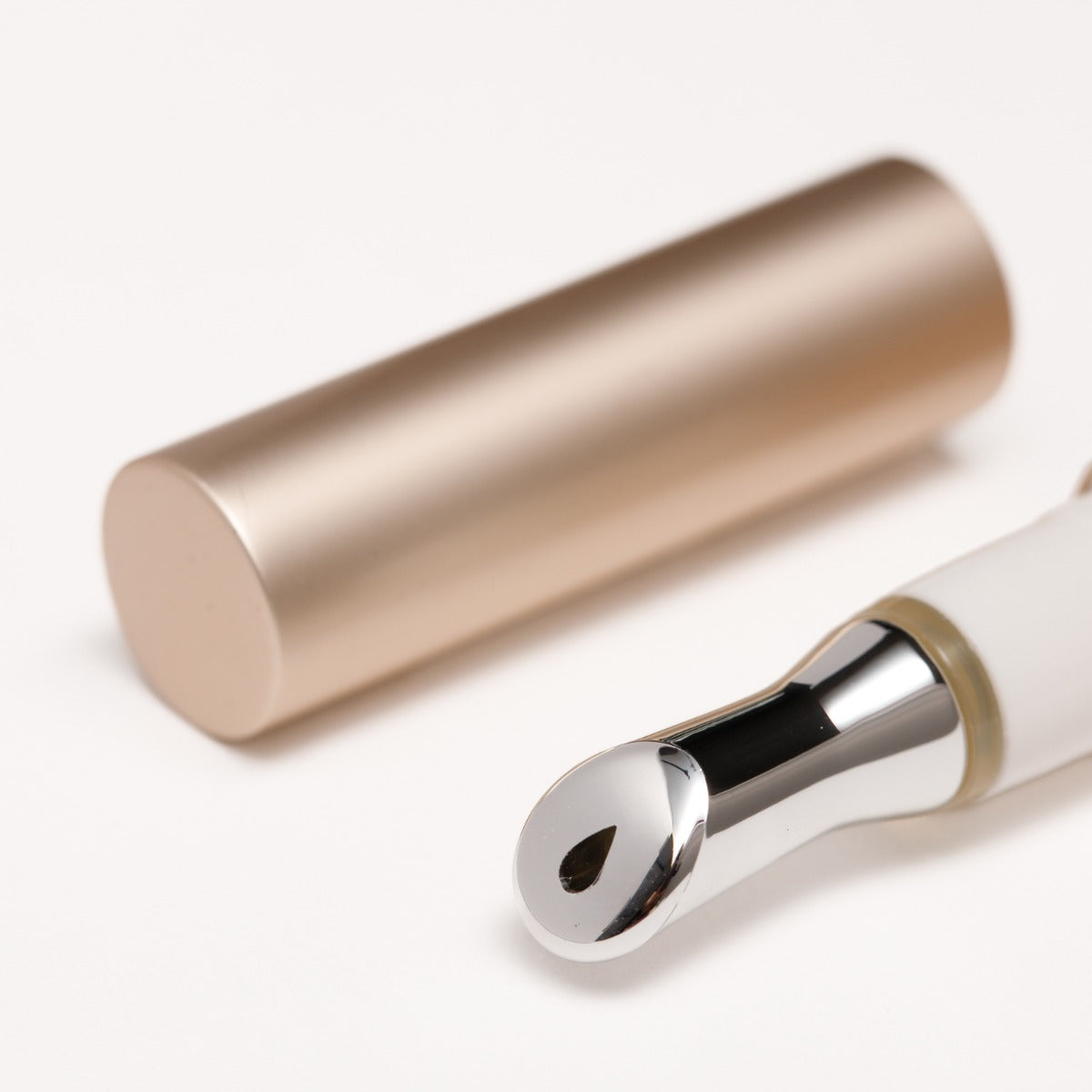 Deep Regenerating Lip Balm