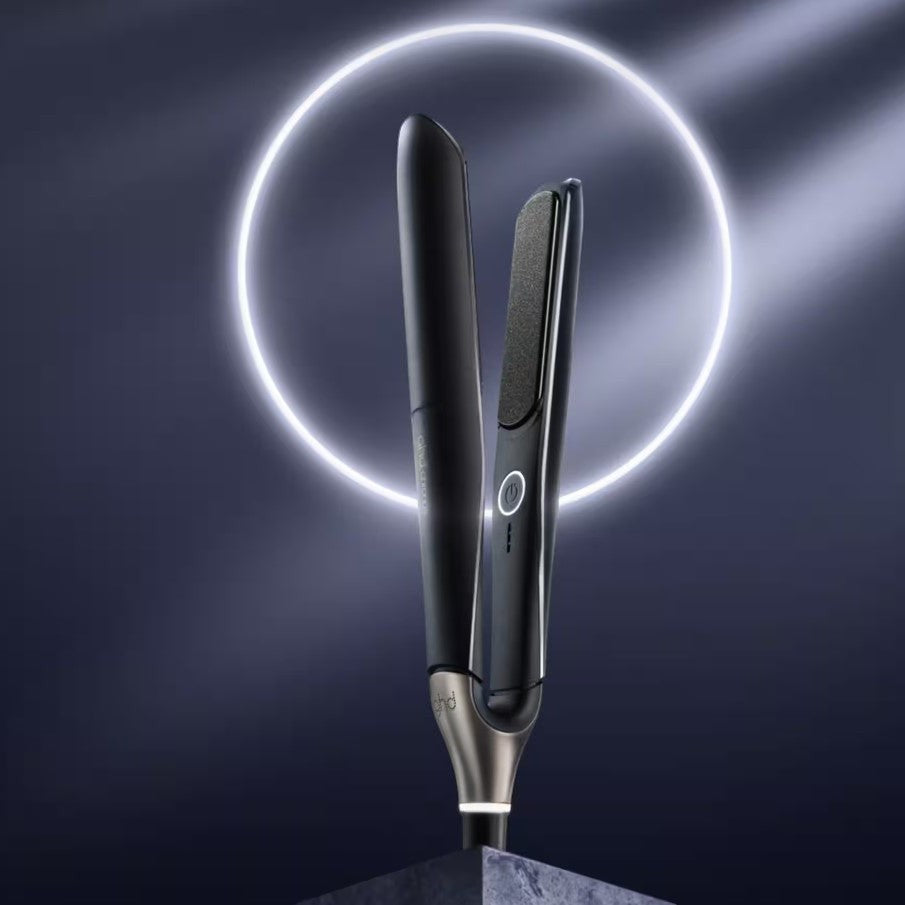 Chronos Flat Iron In Black