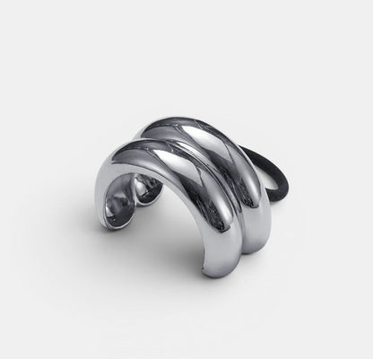 Glossy Double Arch Pony Cuff