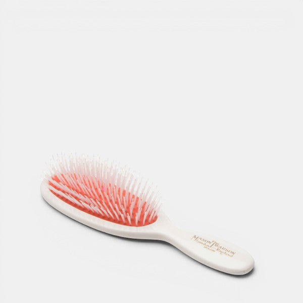 Pocket Nylon Brush N4