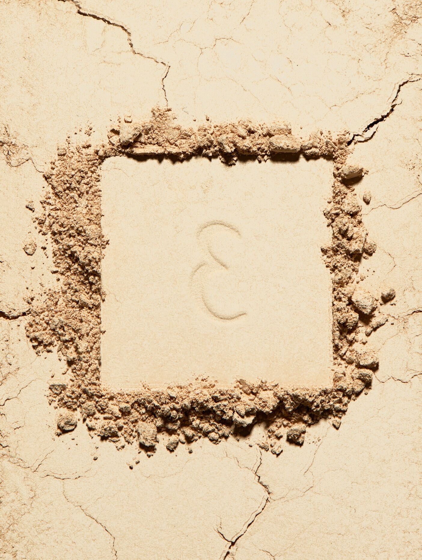 Poudre De Teint Precieuse Porcelaine in Kyoto