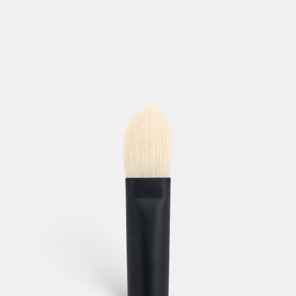 Shop Rescue Spa Eye Shadow Brush I with soft tapered white nylon bristles and a sleek black handle