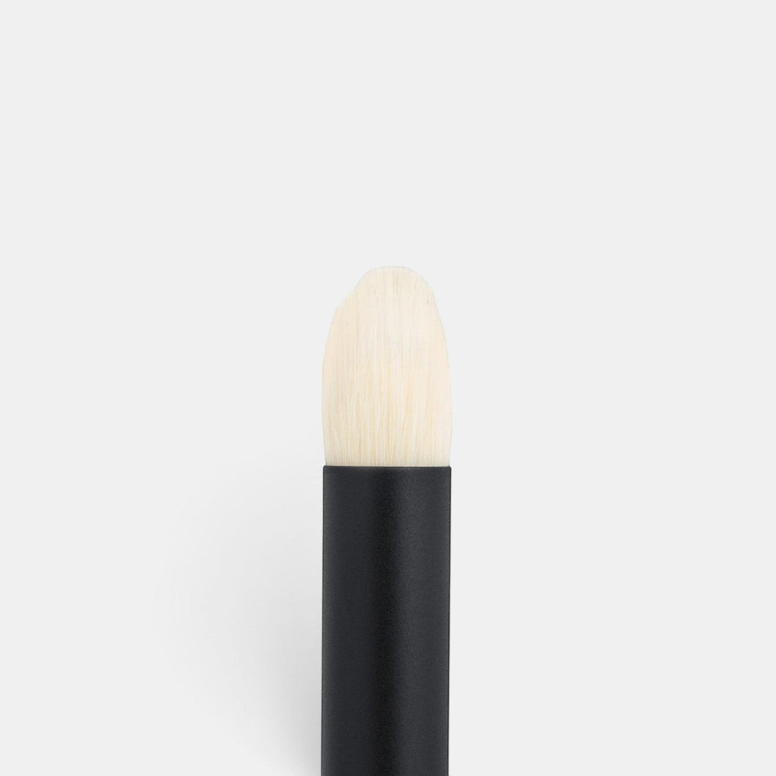 Shop Rescue Spa Eye Shadow Brush II with soft white cruelty-free nylon bristles and a black lacquered handle.