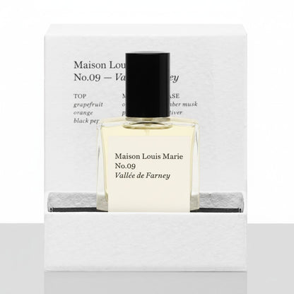 Shop Rescue Spa No.09 Vallee de Farney perfume oil with grapefruit, orange, cedarwood, and amber notes.