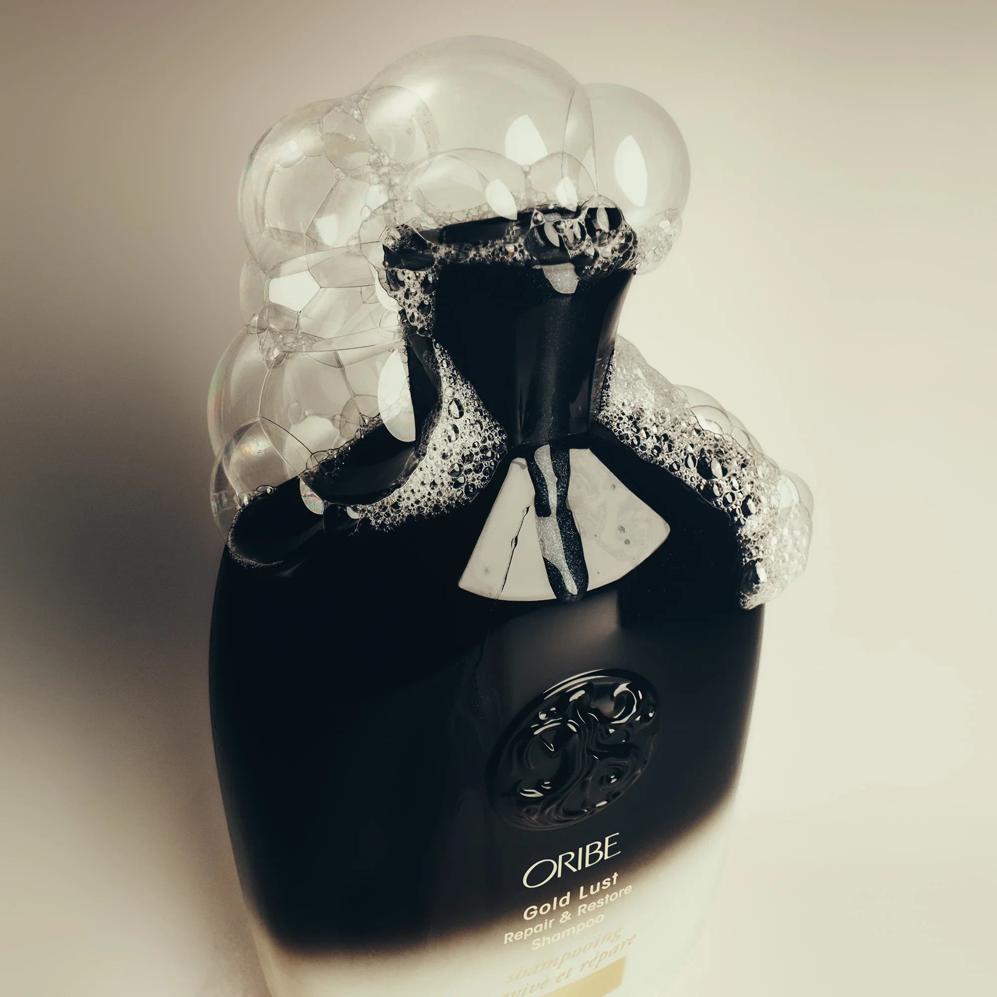 Oribe | Gold Lust Repair & Restore Shampoo | Shop Rescue Spa