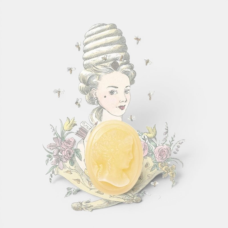 Cire Cameo