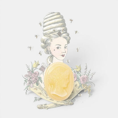 Cire Cameo