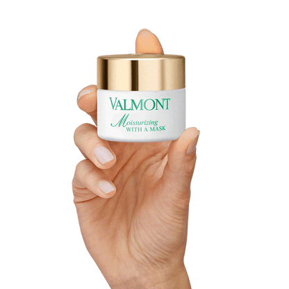 Moisturizing with a Mask