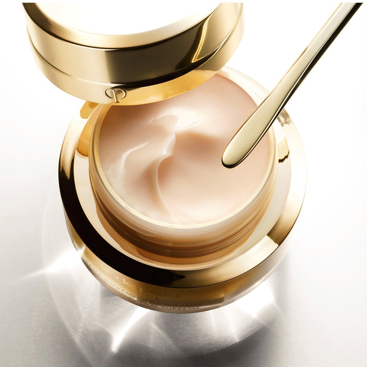 Clé de Peau Beauté | Volumizing Cream Supreme | Shop Rescue Spa